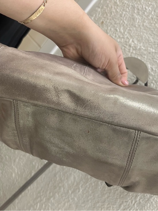 Coach Metallic Gold Leather Tote Bag | Large Shoulder Bag | Lilac Interior - Picture 15 of 15